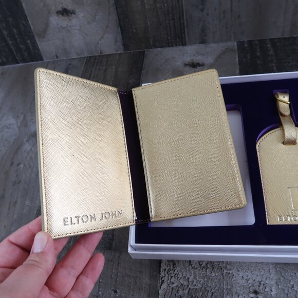 NEW E Elton John Gold Farewell Tour VIP Passport Holder +Key Chain + Luggage Tag - Picture 5 of 6